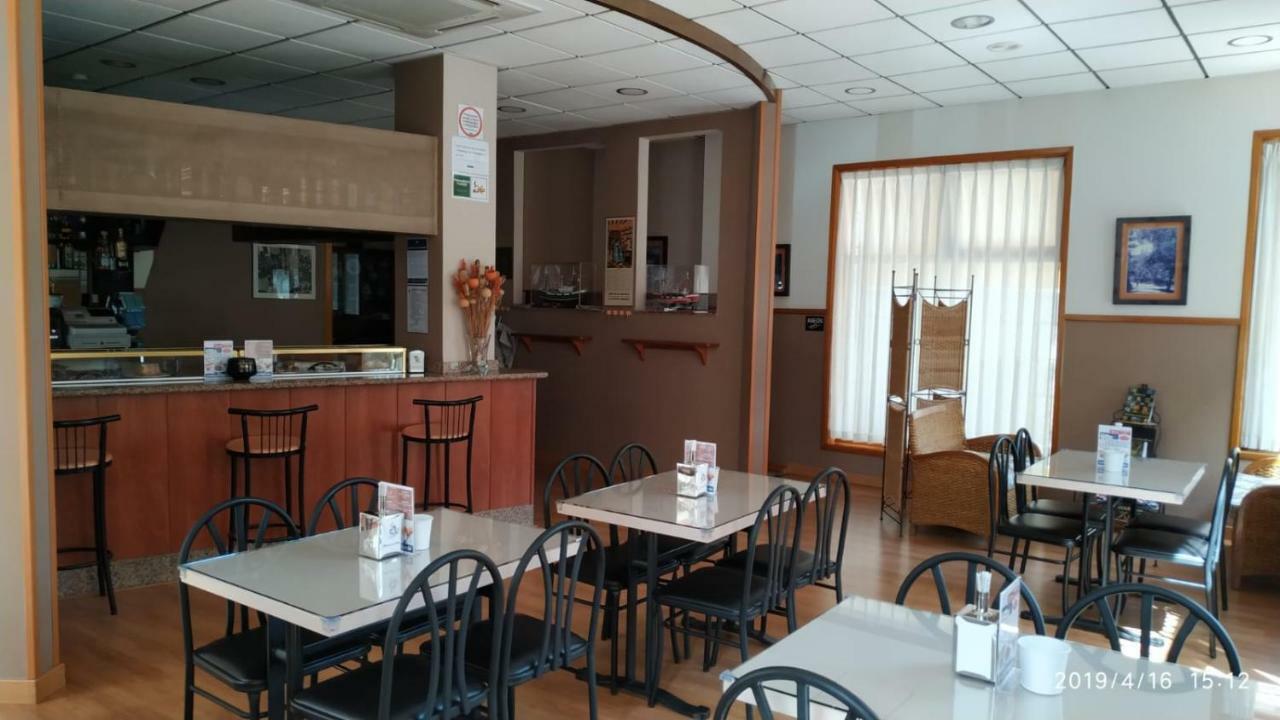 Hotel Plaza Cangas de Onis Ngoại thất bức ảnh